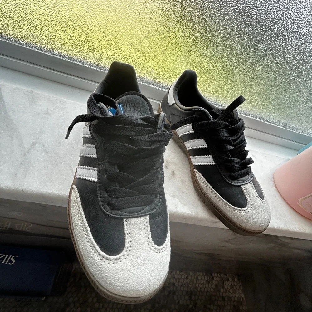 adidas Black & White Samba Sneakers with Gum Sole - Picture 6 of 13